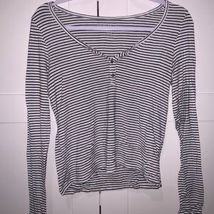 american eagle soft long sleeved tee